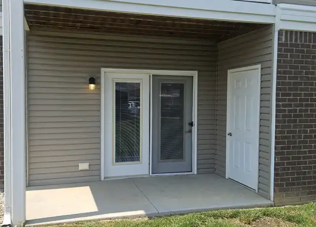 Property at 12512 Orell Crossing Cir Unit 102, Louisville, KY, 40272, 1 bed, 1 bath, [object Object]