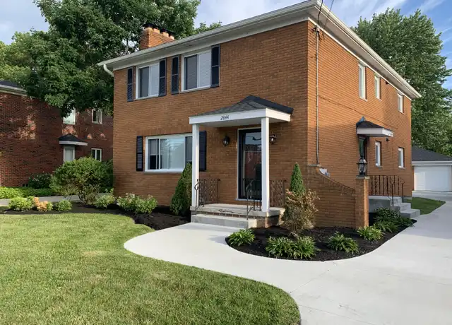 Property at 2844 Chamberlain Rd Unit A, Fairlawn, OH, 44333, 2 beds, 1 bath, [object Object]