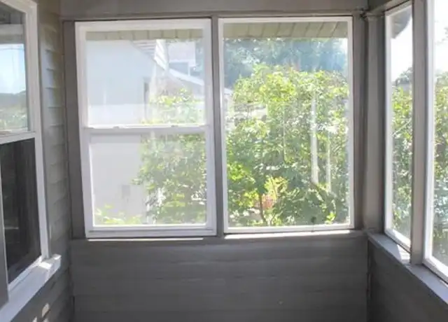 Property at 1546 W Marshall St, Ferndale, MI, 48220, 3 beds, 1 bath, [object Object]