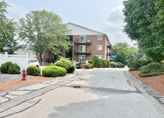 Property at 1506 Gorham St #304, Lowell, MA, 01852, 2 beds, 1.5 baths, [object Object]