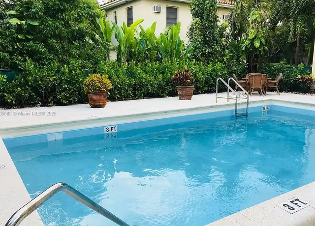 Property at 427 Santander Ave #405, Coral Gables, FL, 33134, 2 beds, 1 bath, [object Object]