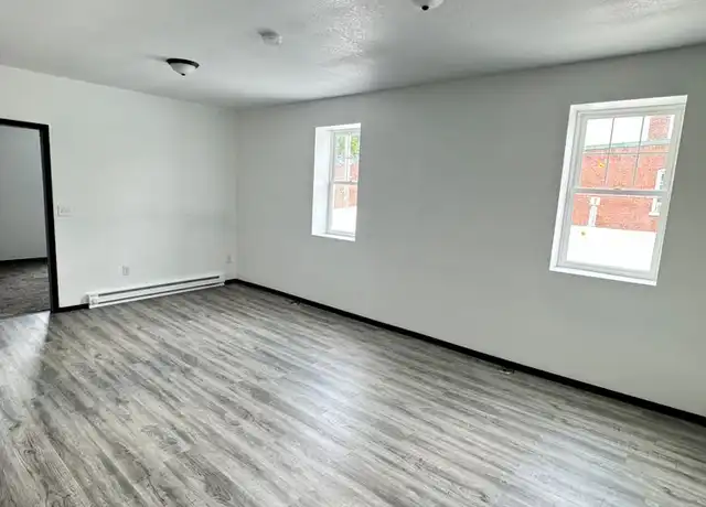 Property at 108 W Washington St, Millersburg, IN, 46543, 1 bed, 1 bath, [object Object]