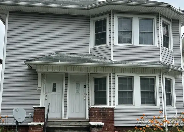 Property at 4114 N Lockwood Ave, Toledo, OH, 43612, 2 beds, 1 bath, [object Object]