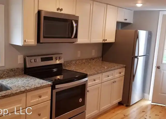Property at 175 Pleasant St, Marblehead, MA, 01945, 1 bed, 1 bath, [object Object]