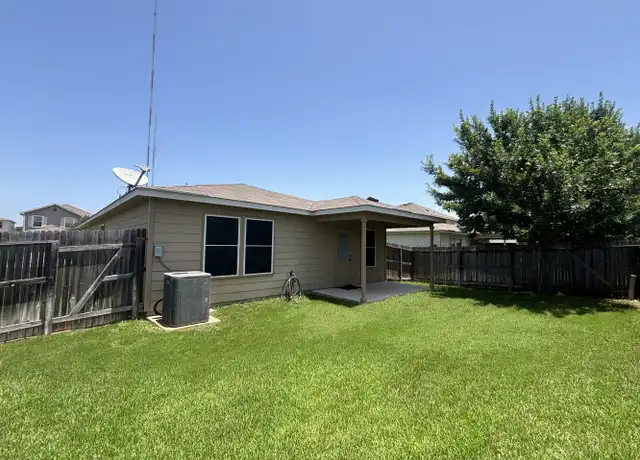 Property at 11746 Deer Ln, San Antonio, TX, 78240, 2 beds, 2 baths, [object Object]