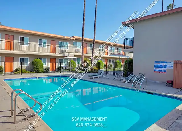 Photo of 565 E Arrow Hwy, Azusa, CA 91702