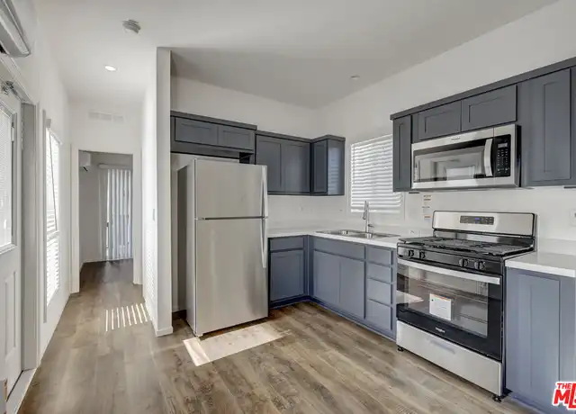 Property at 17650 Grand Ave Unit 110, Lake Elsinore, CA, 92530, 2 beds, 1 bath, [object Object]