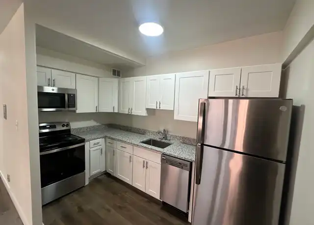 Property at 1560 N Prospect Ave Unit 905, Milwaukee, WI, 53202, 1 bed, 1 bath, [object Object]