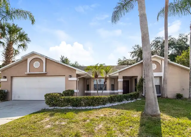 Property at 628 Baldwin Dr, Kissimmee, FL, 34758, 4 beds, 2 baths, [object Object]