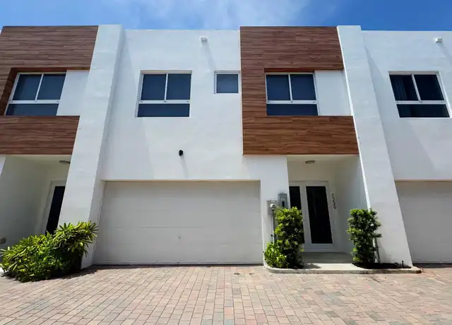 Property at 1239 NE 18th Ave, Fort Lauderdale, FL, 33304, 3 beds, 3.5 baths, [object Object]