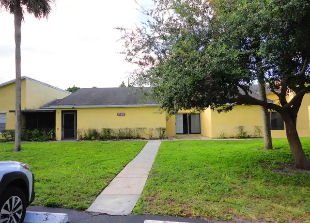 Property at 212 Sparrow Dr #3, Royal Palm Beach, FL, 33411, 2 beds, 2 baths, [object Object]