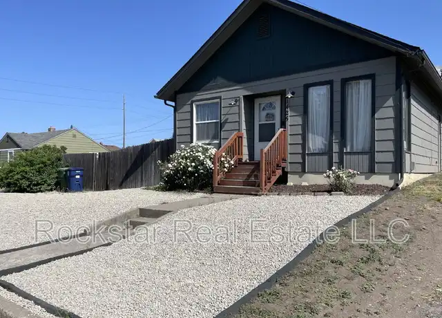 Property at 1425 E Garland Ave, Spokane, WA, 99207, 2 beds, 1 bath, [object Object]