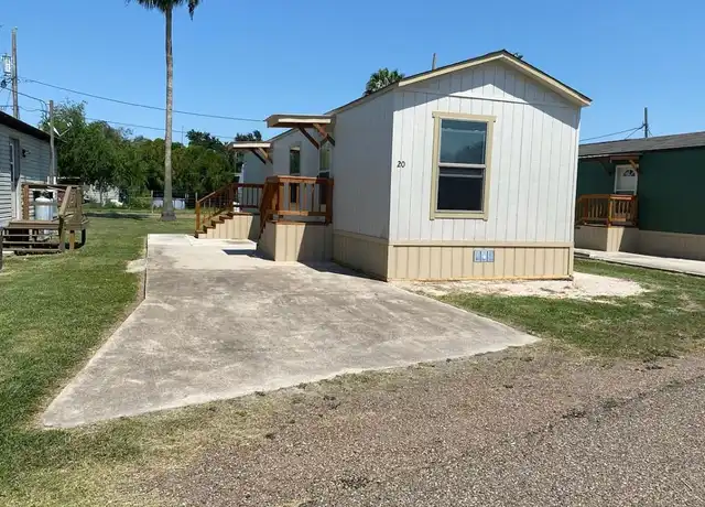 Property at Alamo Paradise Acres - 1513 W Crockett St, Alamo, TX, 78516, 2 beds, 1 bath, [object Object]
