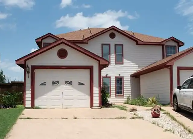 Property at 7518 Kings Trl, Fort Worth, TX, 76133, 2 beds, 2.5 baths, [object Object]