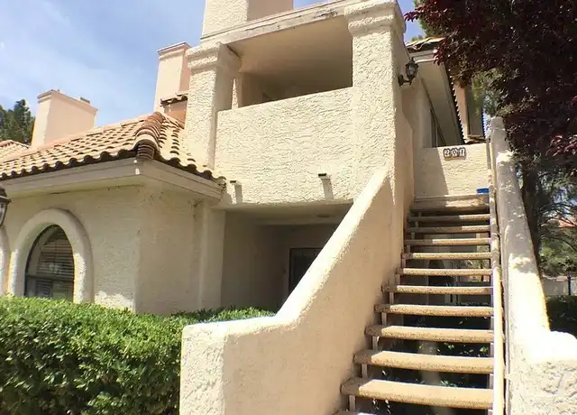 Property at 2611 S Durango Dr #201, Las Vegas, NV, 89117, 1 bed, 2 baths, [object Object]