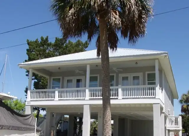 Property at 1931 NW 15th St, Crystal River, FL, 34428, 3 beds, 2 baths, [object Object]