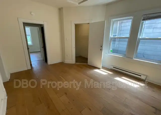 Property at 262 Morton Ave Unit 2, Albany, NY, 12202, 3 beds, 1 bath, [object Object]