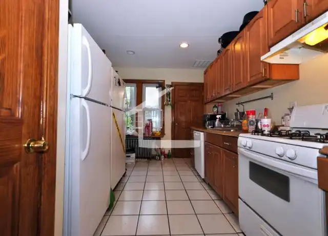 Property at 30 S Crescent Circuit, Boston, MA, 02135, 3 beds, 2 baths, [object Object]