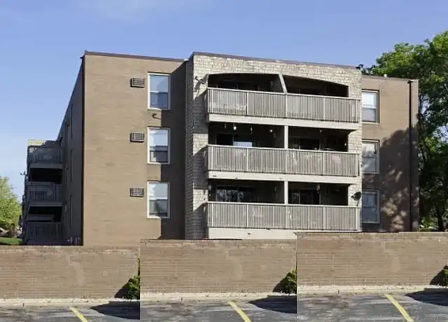Property at Carousel Apartments - 1335 Oakdale Ave, Saint Paul, MN, 55118, 1 bed, 1 bath, [object Object]