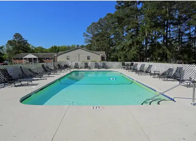 Property at Arbor Landing Apartments - 1101 Hallbrook Dr, Columbia, SC, 29209, 1-2 bed, 1-2 bath, [object Object]