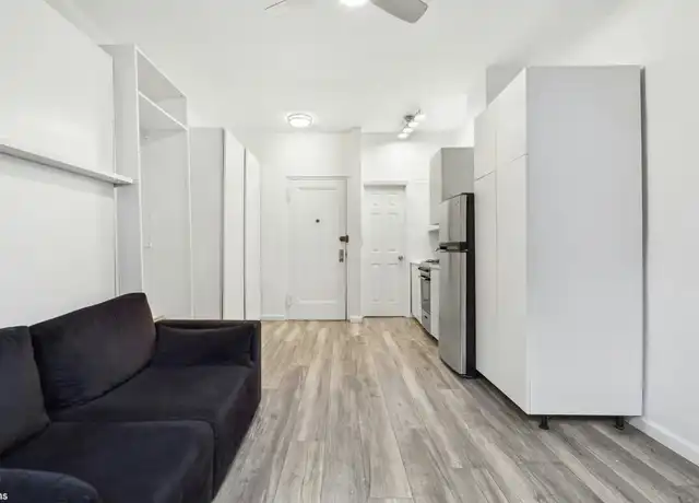 Property at 453 W 22nd St Unit 2R, New York, NY, 10011, 0 beds, 1 bath, [object Object]