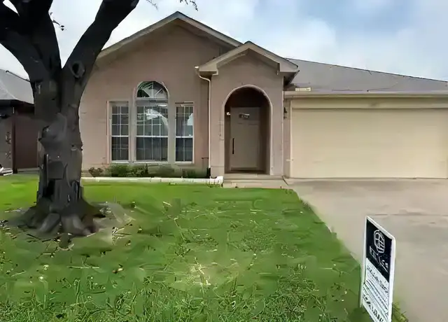 Property at 3117 Fox Meadow Trl, Grand Prairie, TX, 75052, 3 beds, 2 baths, [object Object]