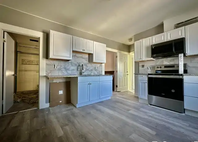 Property at 44 Aiken Ave, Lowell, MA, 01850, 2 beds, 1 bath, [object Object]