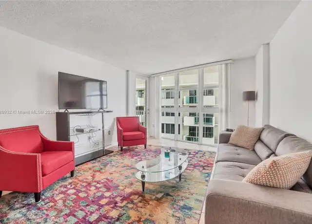 Property at 1228 West Ave #1514, Miami Beach, FL, 33139, 1 bed, 1.5 baths, [object Object]