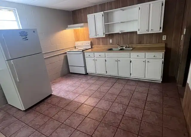Property at 112 Triangle St Unit 3, Tupelo, MS, 38804, 2 beds, 1 bath, [object Object]