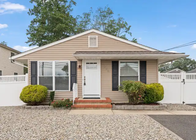 Property at 266 Silver Bay Rd, Toms River, NJ, 08753, 3 beds, 1 bath, [object Object]