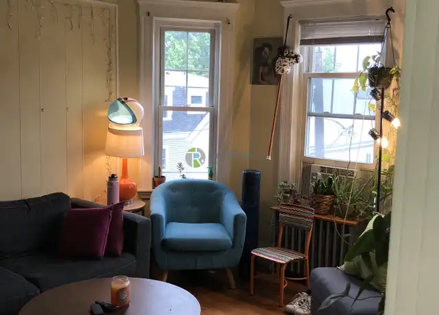 Property at 67 Marion St Unit 3, Somerville, MA, 02143, 4 beds, 1 bath, [object Object]