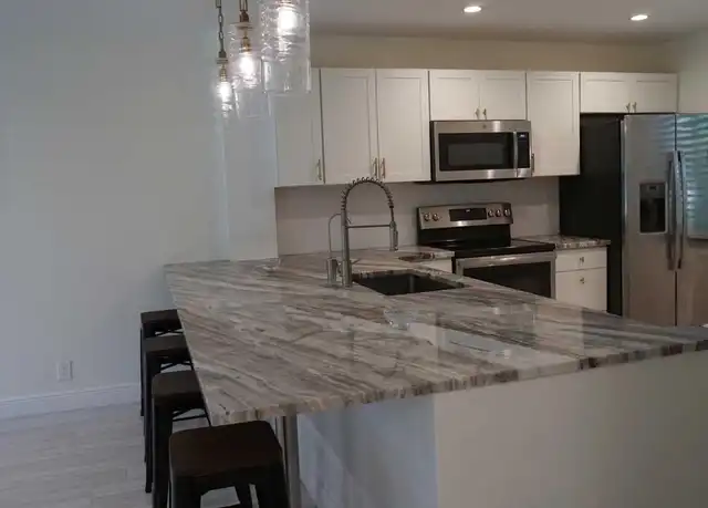 Property at 2500 Presidential Way, West Palm Beach, FL, 33401, 2 beds, 2.5 baths, [object Object]