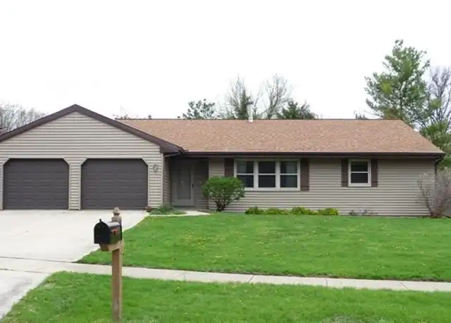Property at 205 Carrie Ave, Urbana, IL, 61802, 3 beds, 1.5 baths, [object Object]