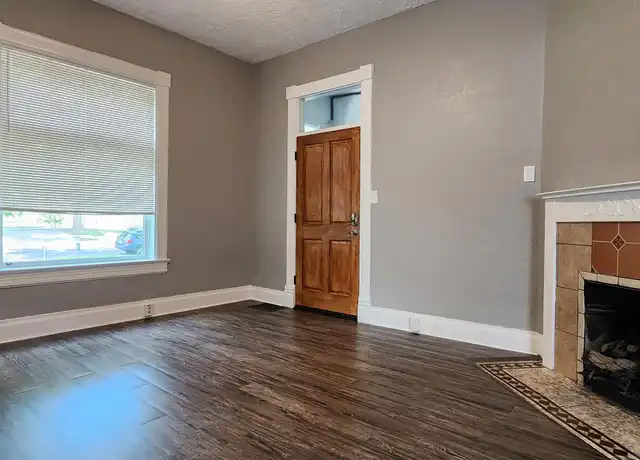 Property at 760 E 100 S Unit 1, Salt Lake City, UT, 84102, 1 bed, 1 bath, [object Object]