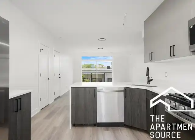 Property at 2030 Greenwood St, Evanston, IL, 60201, 2 beds, 2 baths, [object Object]