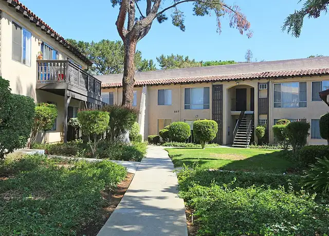 Photo of 887 St Charles Dr, Thousand Oaks, CA 91360