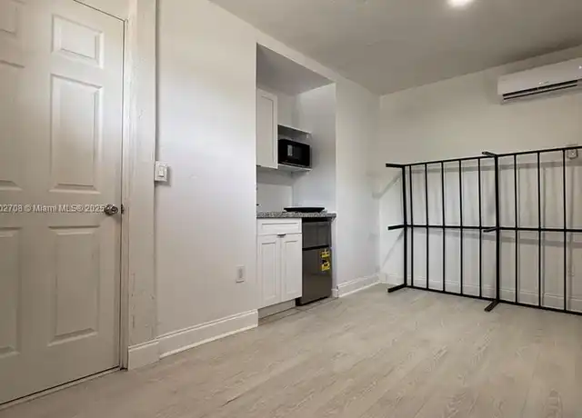 Property at 2460 NW 61st St Unit B, Miami, FL, 33142, 0 beds, 1 bath, [object Object]