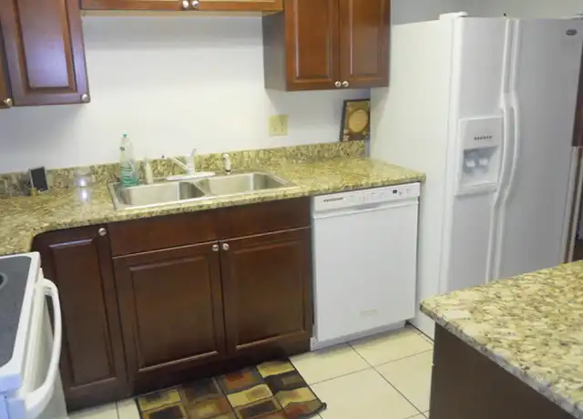 Property at 1849 Maravilla Ave Unit D4, Fort Myers, FL, 33901, 2 beds, 1 bath, [object Object]