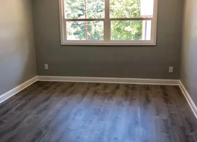Property at 536 College St, Hapeville, GA, 30354, 2 beds, 1 bath, [object Object]