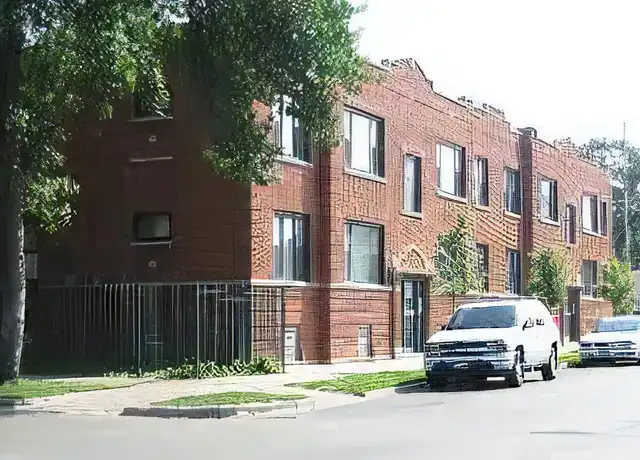 Property at 3920 W Augusta Blvd Unit 1, Chicago, IL, 60651, 2 beds, 1 bath, [object Object]