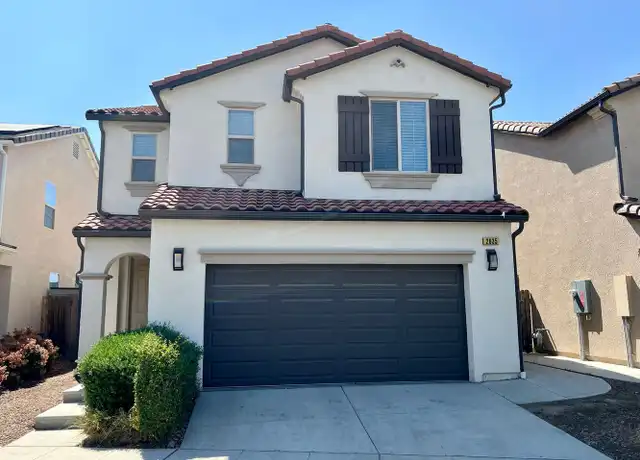 Property at 2635 N McArthur Ave, Fresno, CA, 93727, 3 beds, 2.5 baths, [object Object]