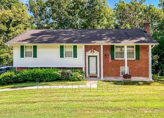 Property at 830 Gondola Dr, Knoxville, TN, 37920, 3 beds, 2.5 baths, [object Object]