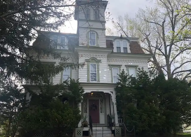 Property at 173 Washington St Unit 2, Keene, NH, 03431, 1 bed, 1 bath, [object Object]