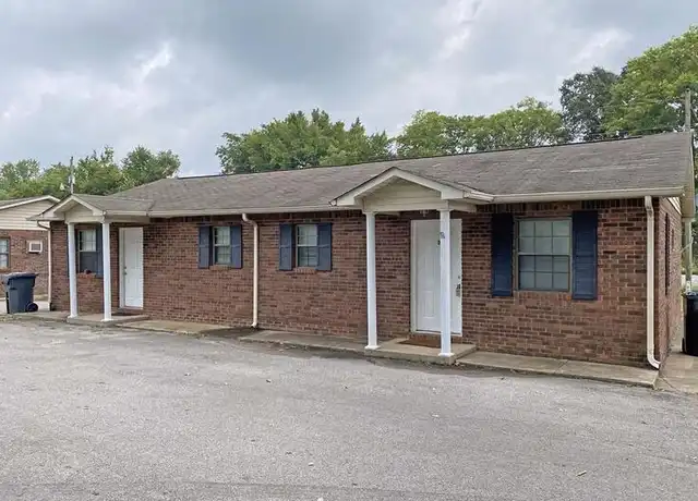 Property at 3 Thompsonville Ln, Oak Grove, KY, 42262, 1 bed, 1 bath, [object Object]