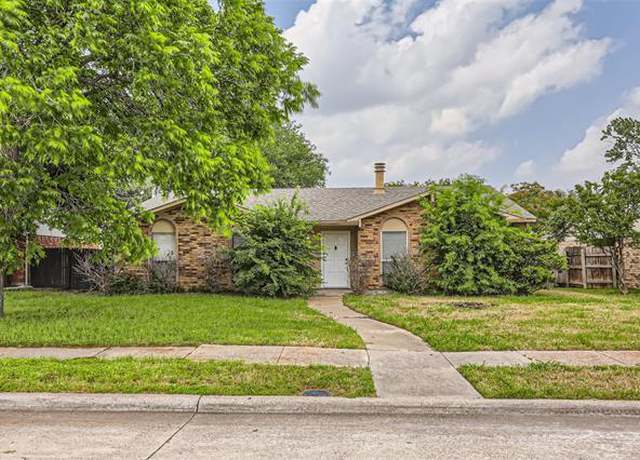 Photo of 941 Longhorn Dr, Plano, TX 75023