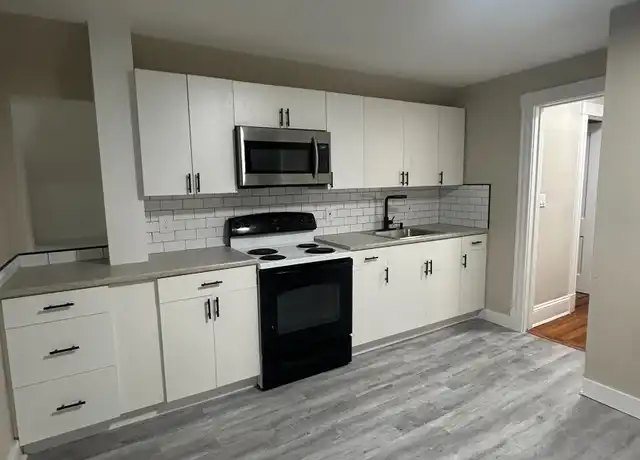 Property at 175 South St Unit 3, Hartford, CT, 06114, 2 beds, 1 bath, [object Object]