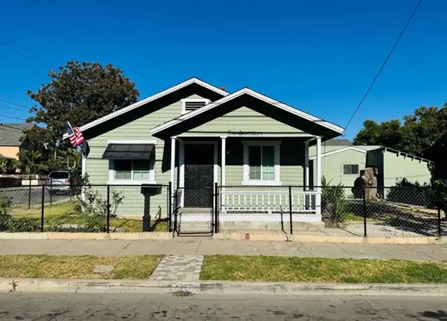 Property at 117 N Hathaway St, Santa Ana, CA, 92701, 2 beds, 1 bath, [object Object]