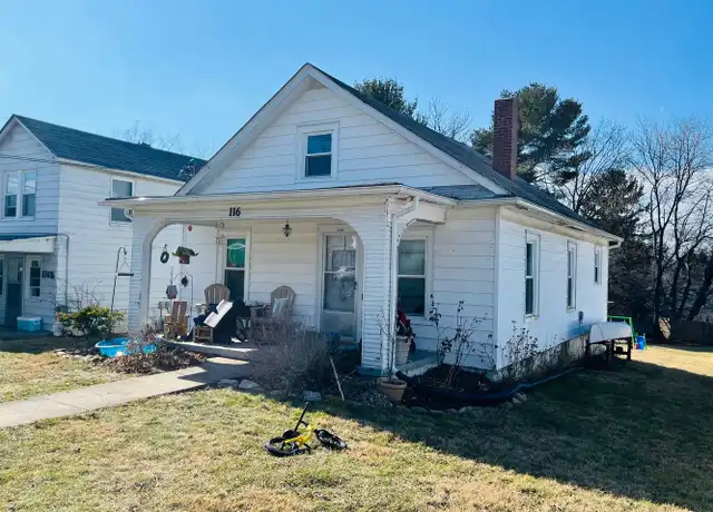 Property at 116 Lester St, Christiansburg, VA, 24073, 2 beds, 1 bath, [object Object]