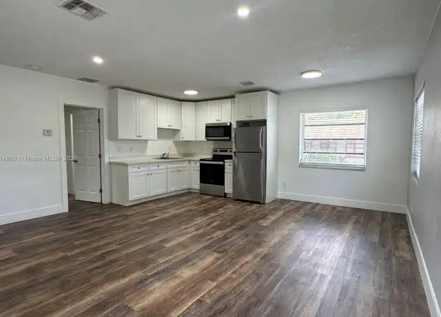 Property at 3315 SW 15th Ave Unit 6, Fort Lauderdale, FL, 33315, 1 bed, 1 bath, [object Object]