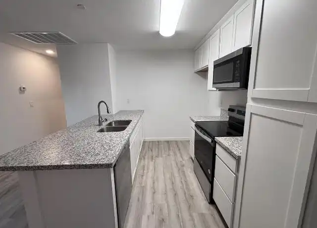 Property at 1417 Oregon St, Bakersfield, CA, 93305, 2 beds, 1 bath, [object Object]